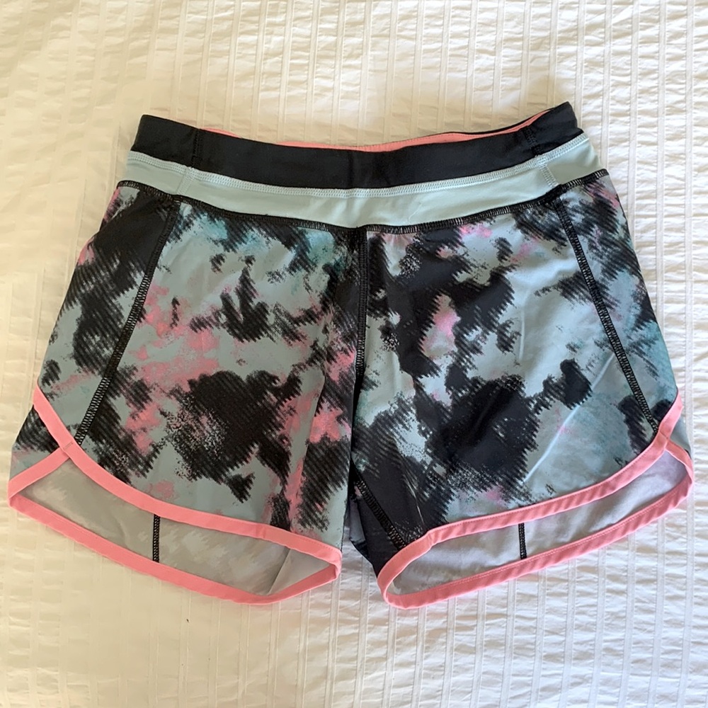 Ivivva by lululemon girls shorts Like new.